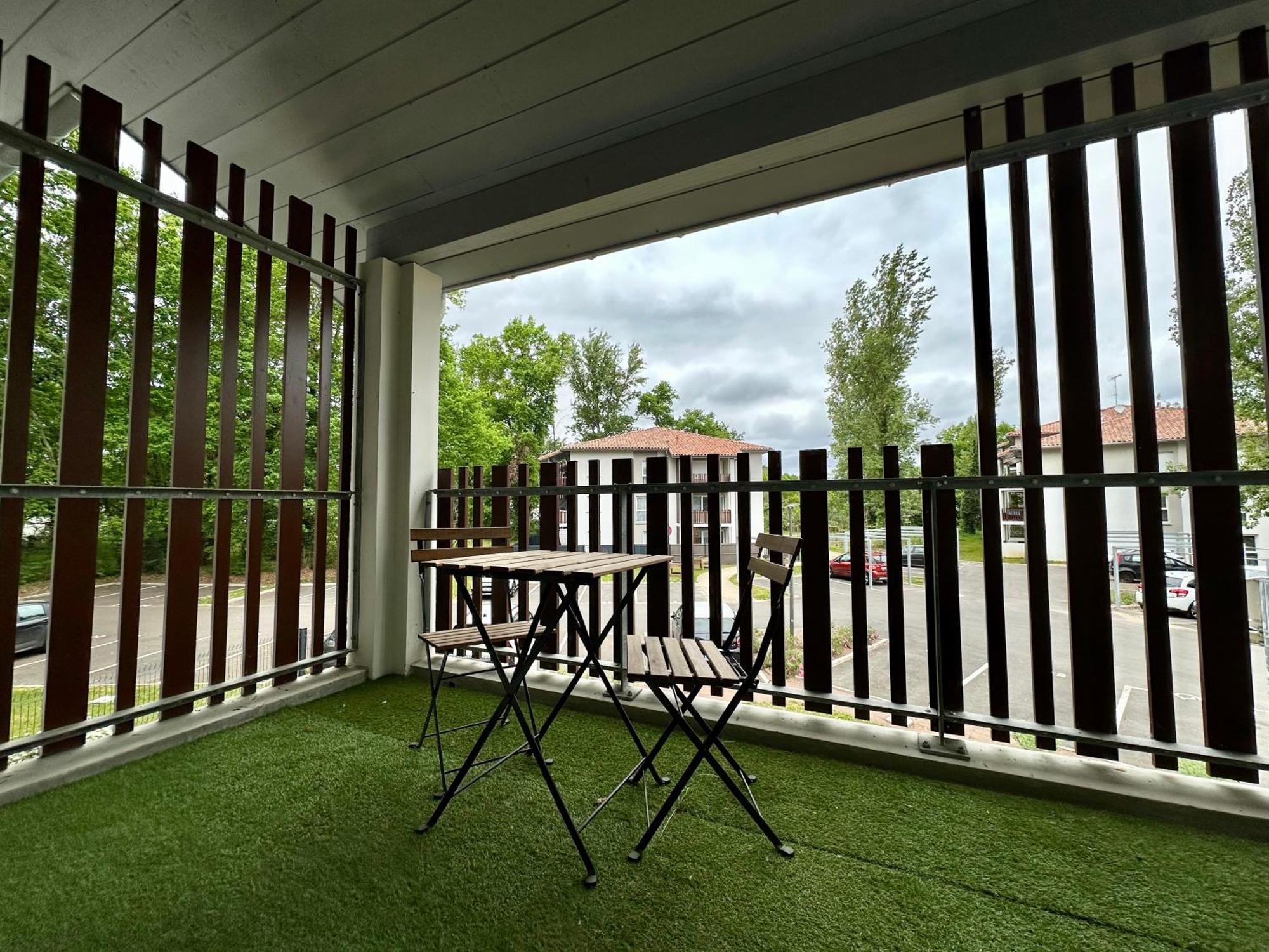 L'Emeraude - Proche Hopital - Parking - Clim - Fibre - Terrasse Мон-де-Марсан Екстер'єр фото
